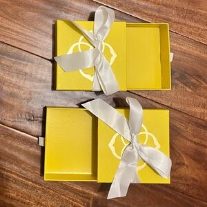 Only Kendra Scott boxes (2 pack)